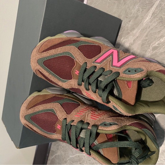 Shoes - New Balance 9060 Burgundy Pink 8D Shoe Box